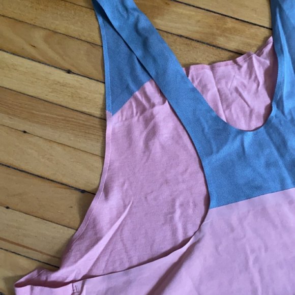 Dusty Rose Nike Dry Fit Top - size XL - Picture 3 of 6